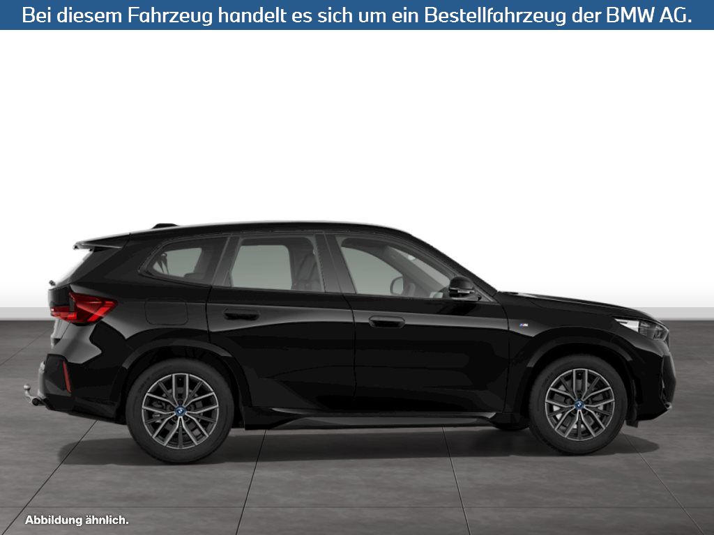 Fahrzeugabbildung BMW iX1 xDrive30