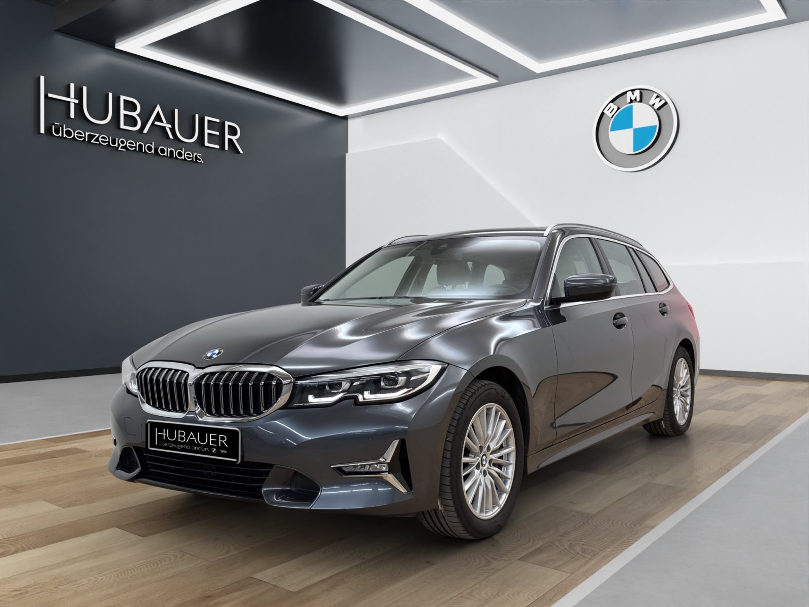 BMW 330i xDrive Touring [Luxury Line, Pano, AHK]