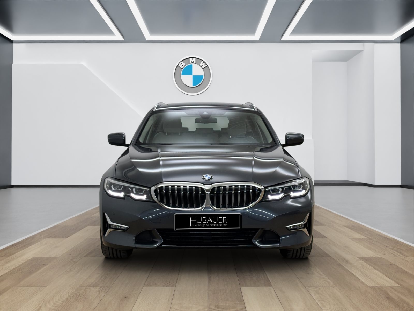 Fahrzeugabbildung BMW 330i xDrive Touring [Luxury Line, Pano, AHK]