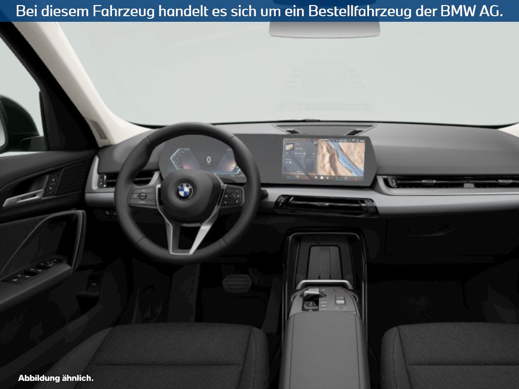 Fahrzeugabbildung BMW X1 sDrive18i SAV