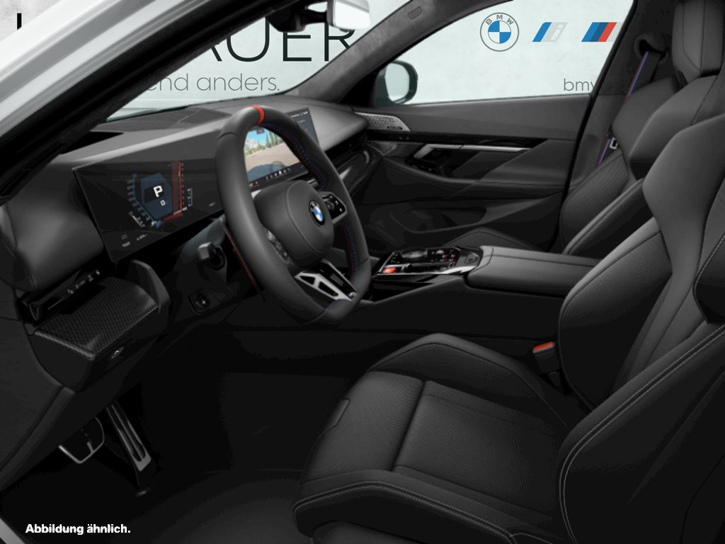Fahrzeugabbildung BMW M5 Limousine [Individual, Ultimate Package, AHK]