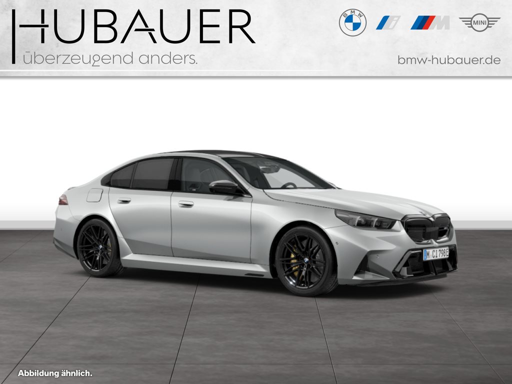 Fahrzeugabbildung BMW M5 Limousine [Individual, Ultimate Package, AHK]