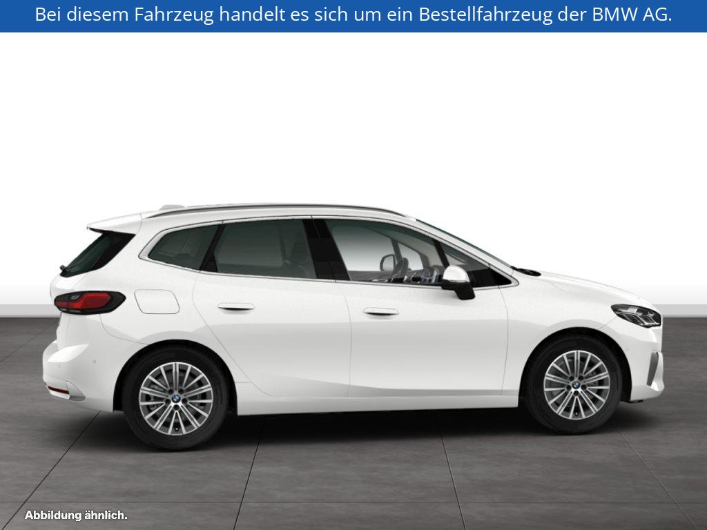 Fahrzeugabbildung BMW 220i Active Tourer