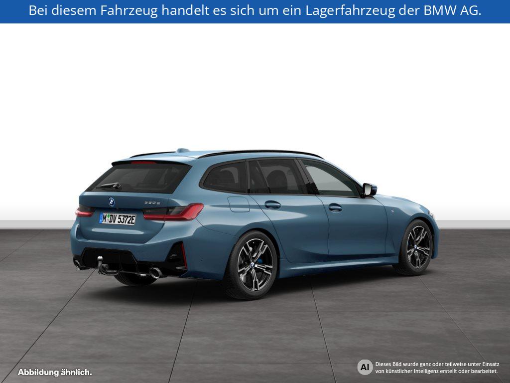 Fahrzeugabbildung BMW 330e Touring
