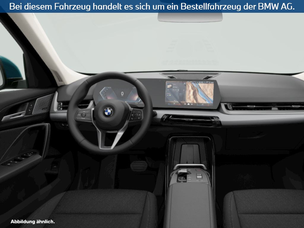 Fahrzeugabbildung BMW X1 sDrive18i SAV