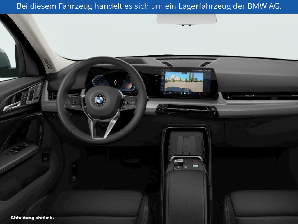 Fahrzeugabbildung BMW X2 sDrive20i