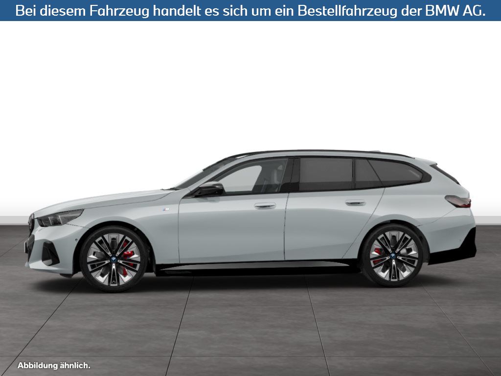 Fahrzeugabbildung BMW i5 M60 xDrive Touring