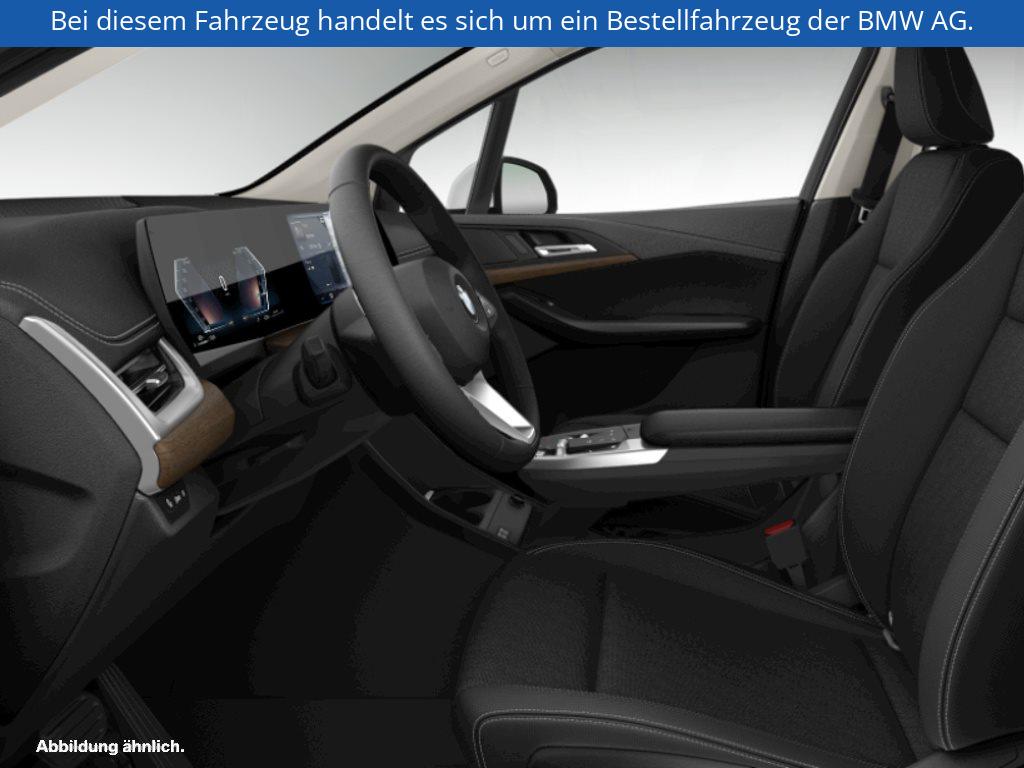 Fahrzeugabbildung BMW 220i Active Tourer
