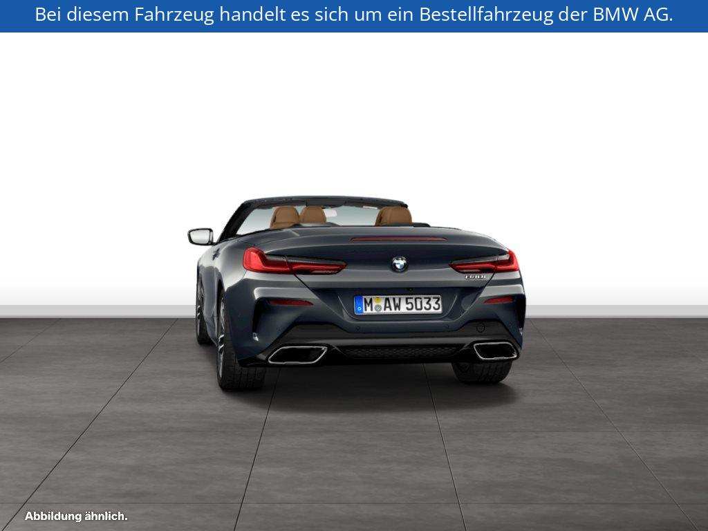 Fahrzeugabbildung BMW 840i Cabrio