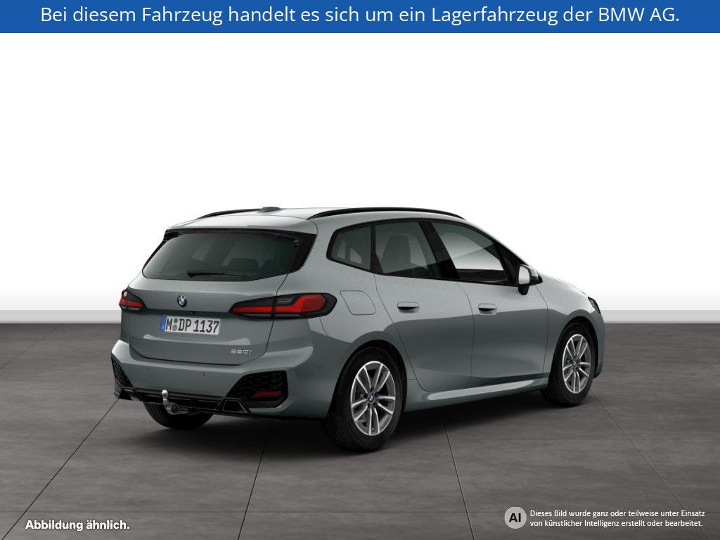 Fahrzeugabbildung BMW 220i Active Tourer