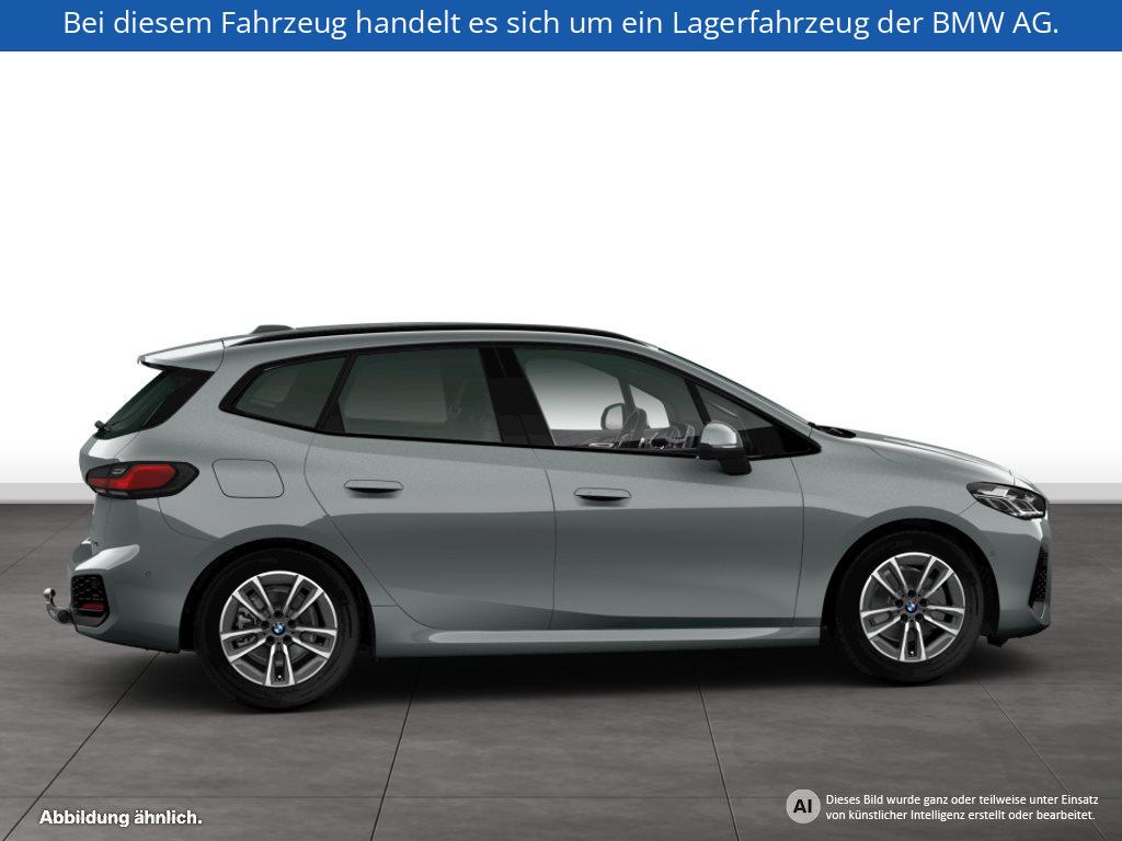 Fahrzeugabbildung BMW 220i Active Tourer