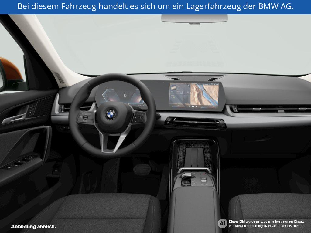 Fahrzeugabbildung BMW X1 sDrive20i