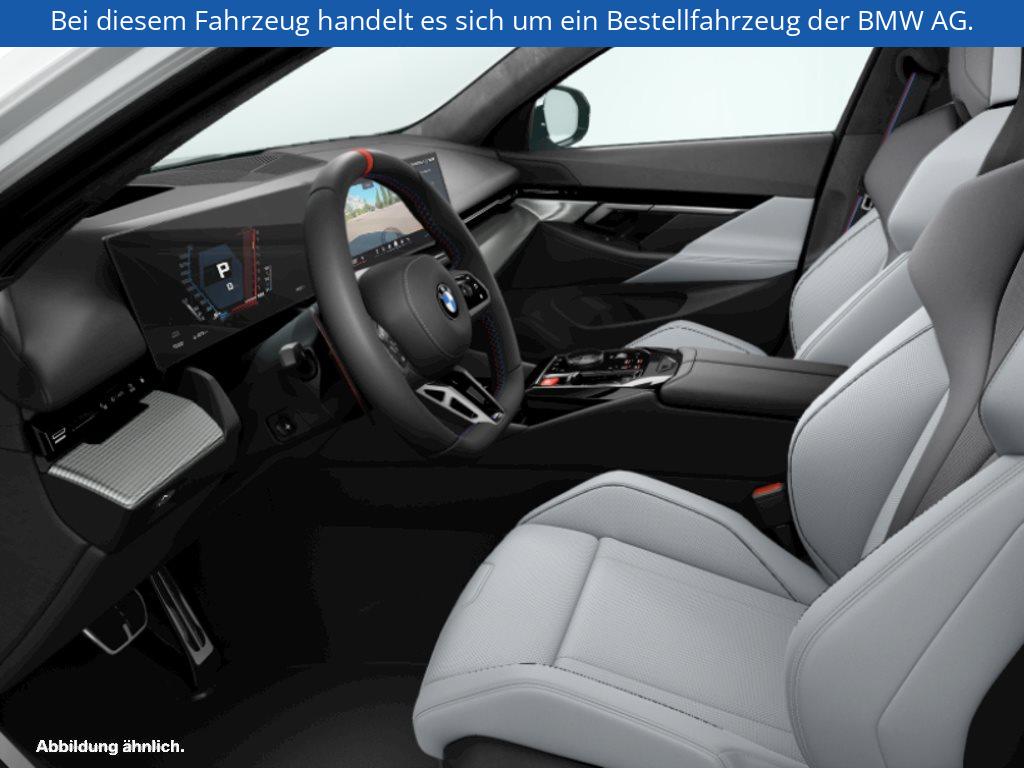 Fahrzeugabbildung BMW M5 Limousine