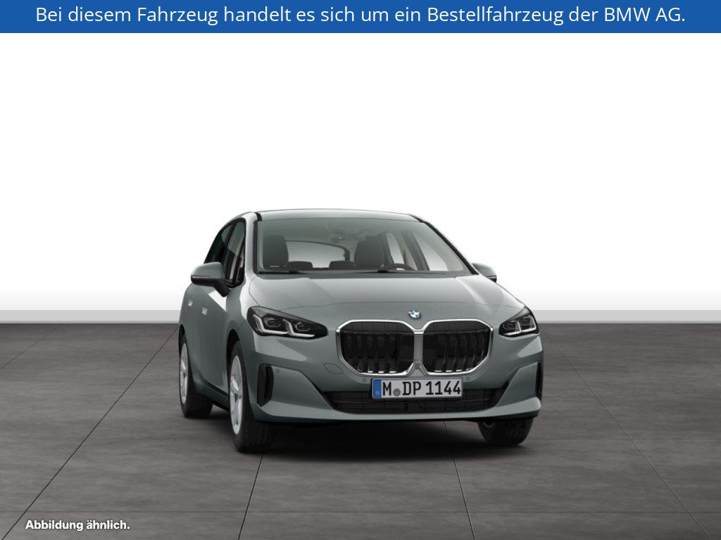 Fahrzeugabbildung BMW 220i Active Tourer