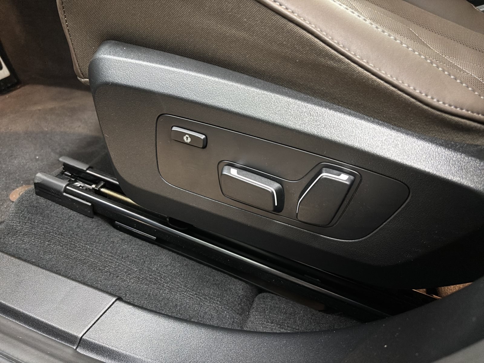 Fahrzeugabbildung BMW X3 20d xDrive [M Sport, ACC, RFK, AHK, LRH, SHZ]