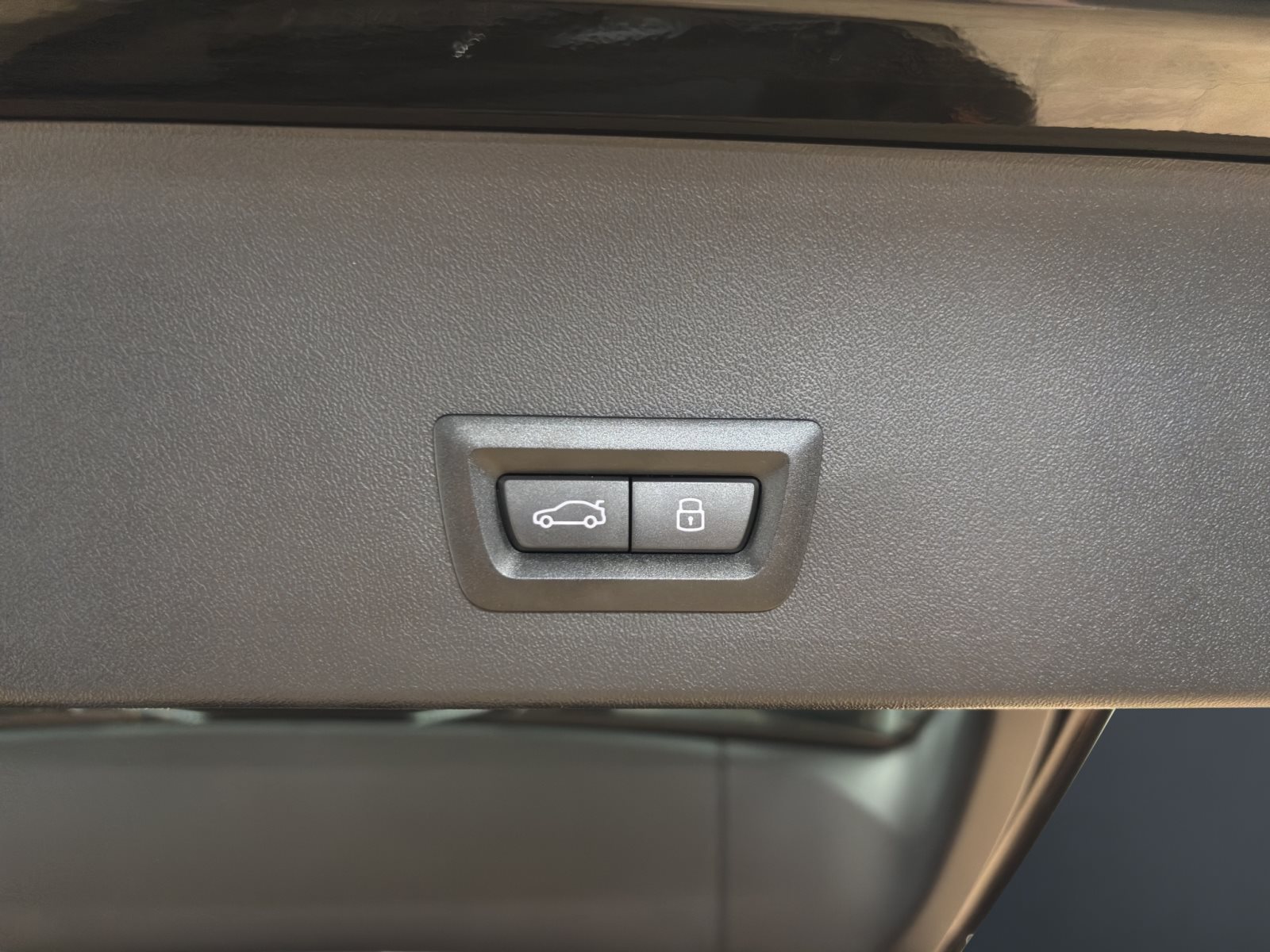 Fahrzeugabbildung BMW X3 20d xDrive [M Sport, ACC, RFK, AHK, LRH, SHZ]