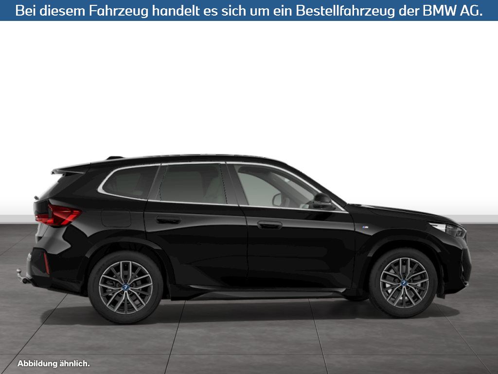 Fahrzeugabbildung BMW iX1 xDrive30