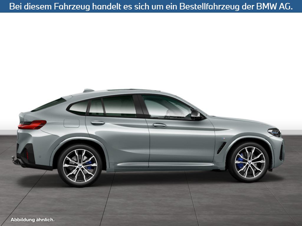 Fahrzeugabbildung BMW X4 M40i