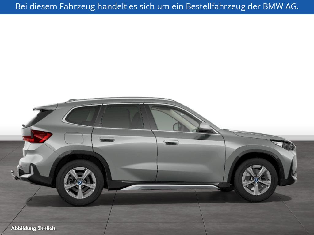 Fahrzeugabbildung BMW X1 xDrive25e