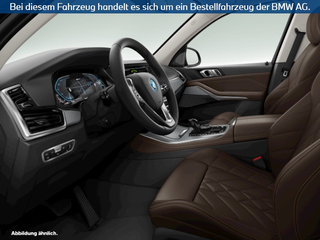 Fahrzeugabbildung BMW X5 xDrive45e