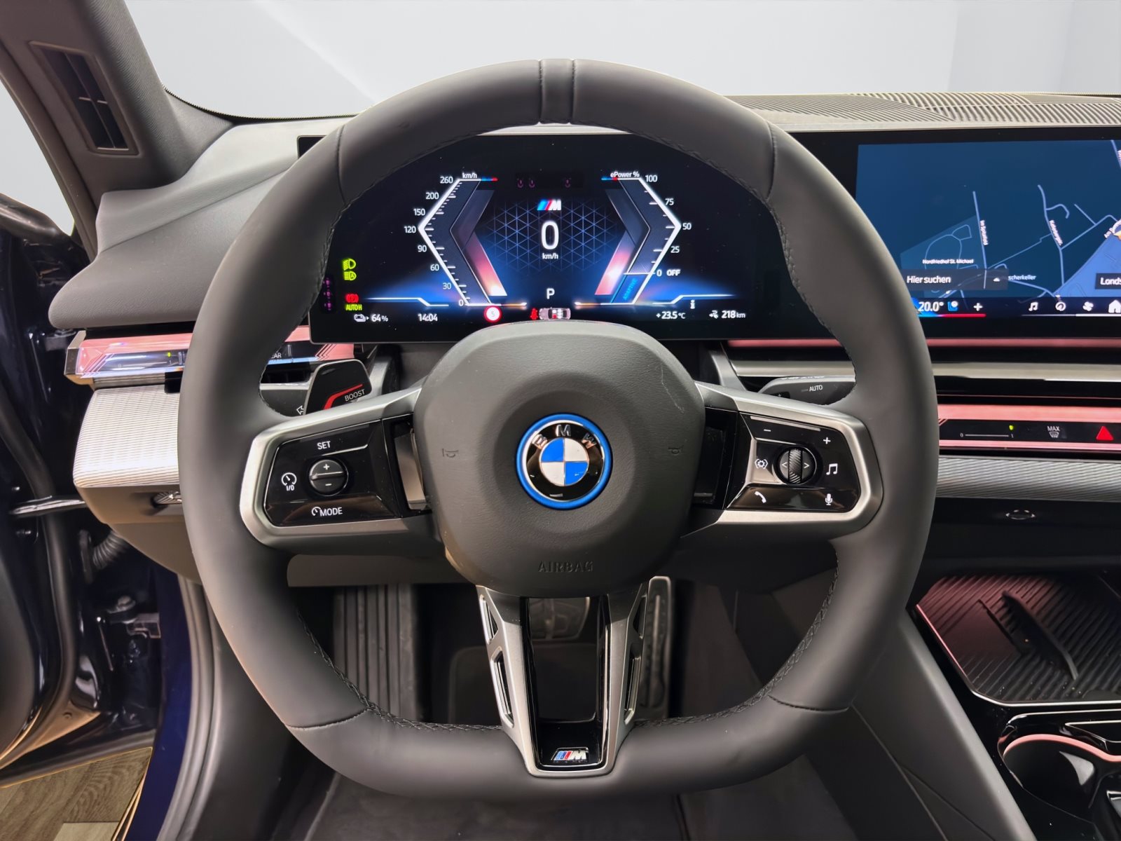 Fahrzeugabbildung BMW i5 xDrive40 Limousine [M Sport, AHK, B&W]