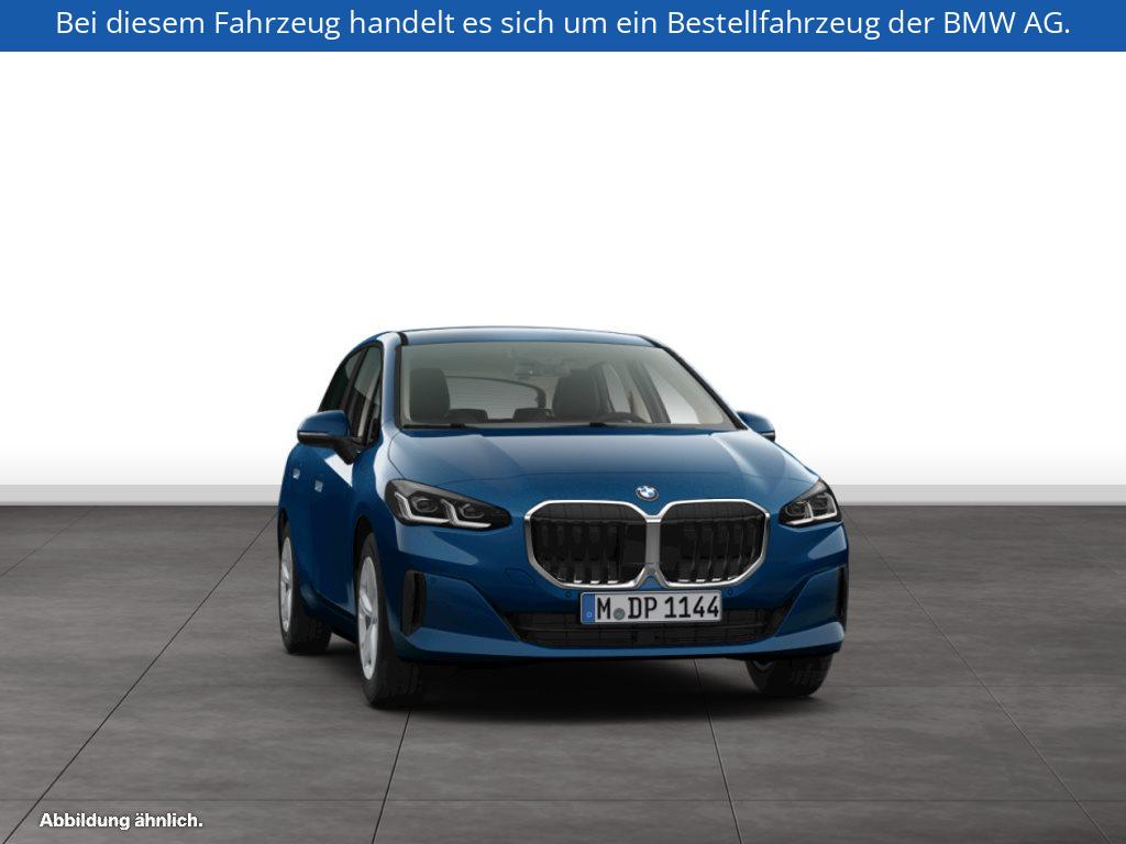 Fahrzeugabbildung BMW 218i Active Tourer
