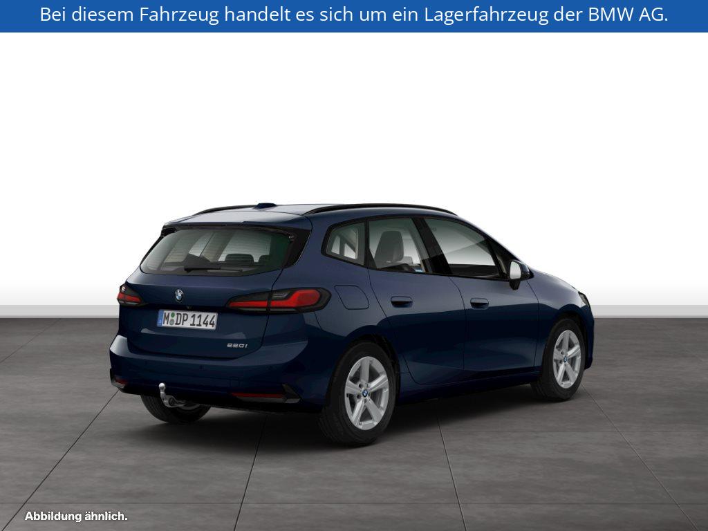 Fahrzeugabbildung BMW 220i Active Tourer