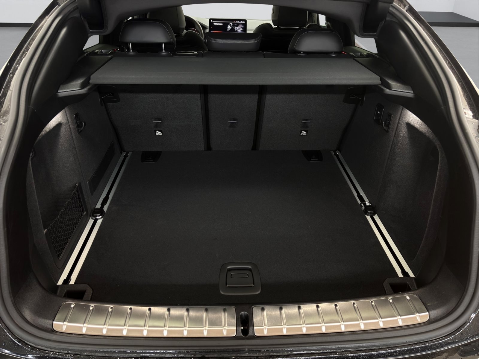 Fahrzeugabbildung BMW X4 xDrive30d [M Sport, Laser, HUD, RFK, AHK]