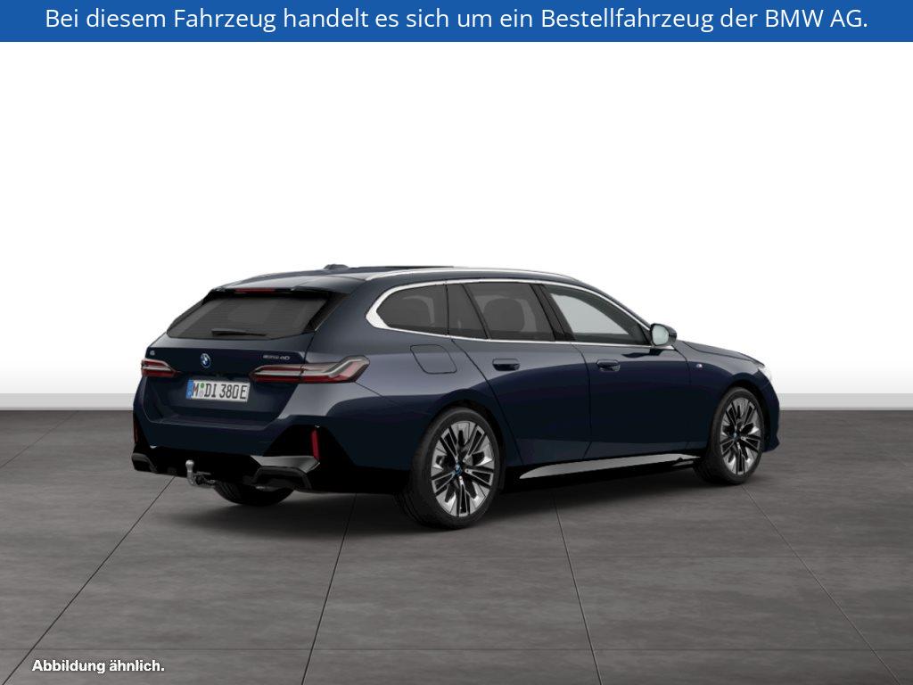 Fahrzeugabbildung BMW i5 eDrive40 Touring