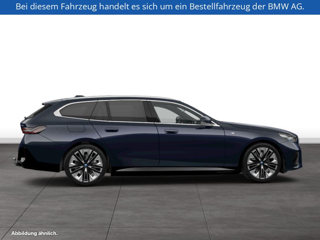 Fahrzeugabbildung BMW i5 eDrive40 Touring
