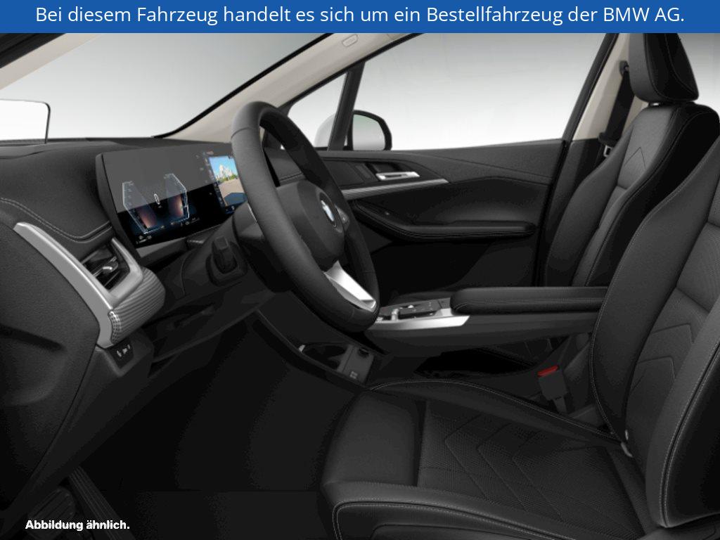 Fahrzeugabbildung BMW 220i Active Tourer