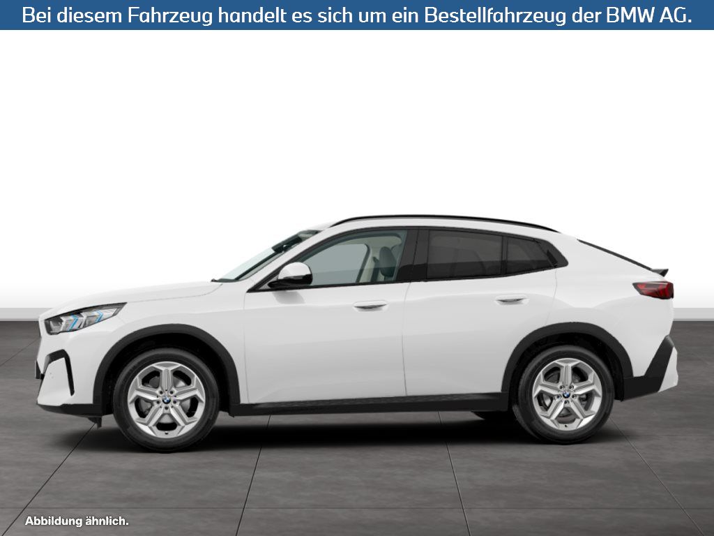 Fahrzeugabbildung BMW X2 sDrive18d
