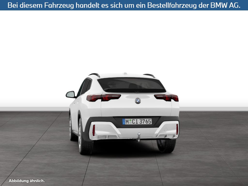 Fahrzeugabbildung BMW X2 sDrive18d