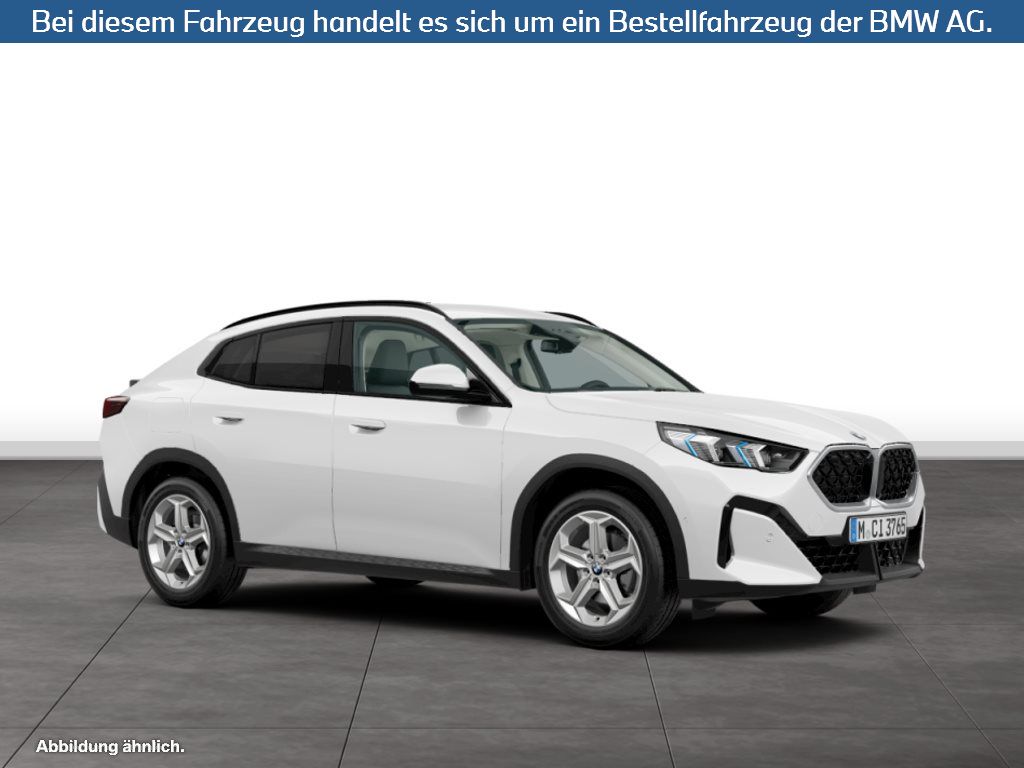 Fahrzeugabbildung BMW X2 sDrive18d