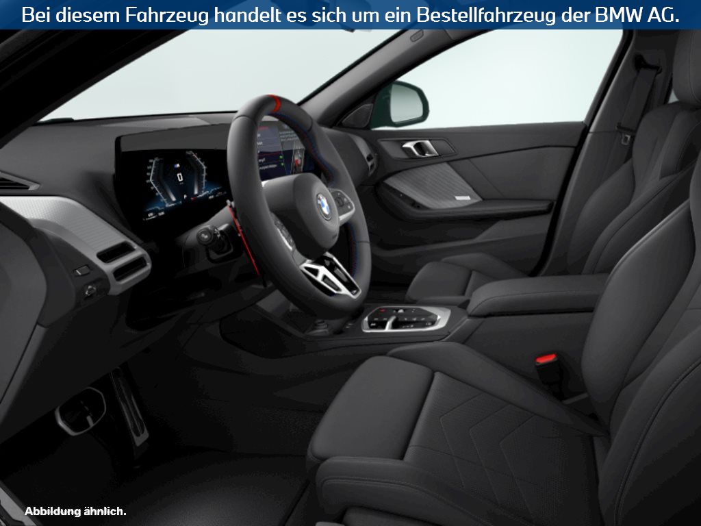 Fahrzeugabbildung BMW M135 xDrive