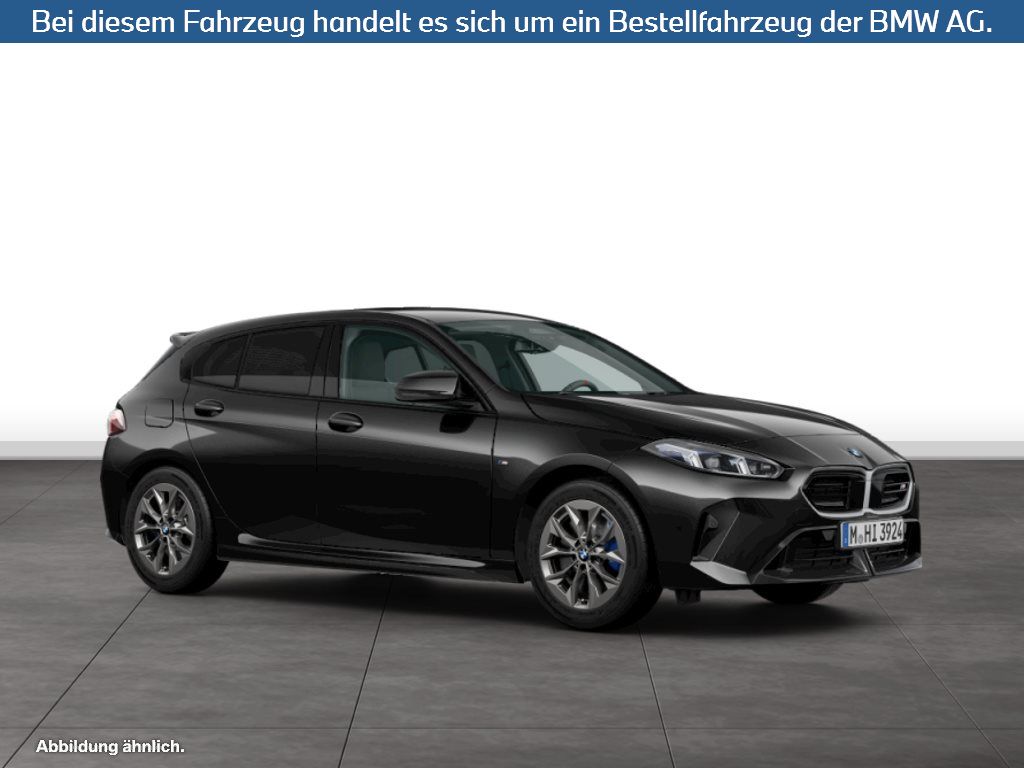 Fahrzeugabbildung BMW M135 xDrive