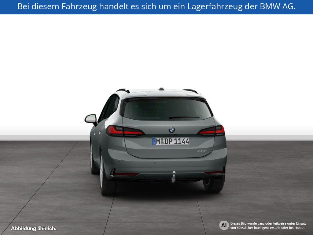 Fahrzeugabbildung BMW 220i Active Tourer