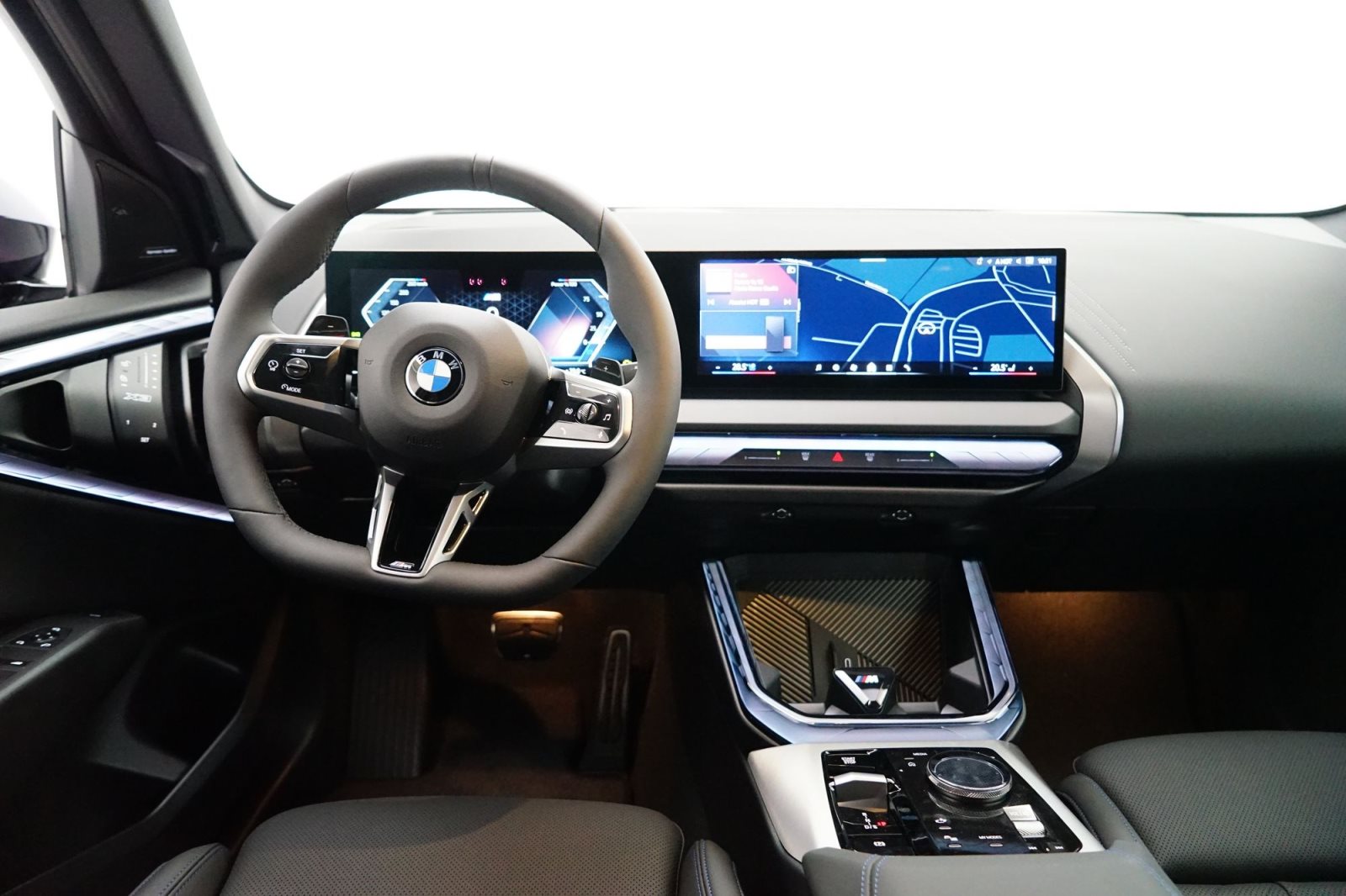 Fahrzeugabbildung BMW X3 20d xDrive [M Sport, HUD, ACC, AHK, RFK, 20 LMR]