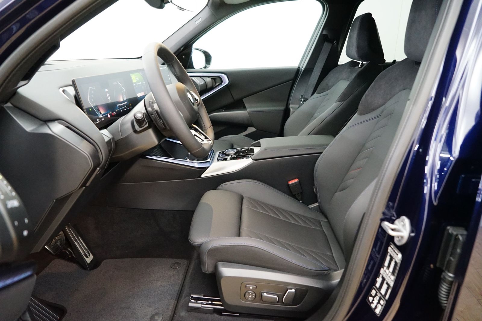 Fahrzeugabbildung BMW X3 20d xDrive [M Sport, HUD, ACC, AHK, RFK, 20 LMR]