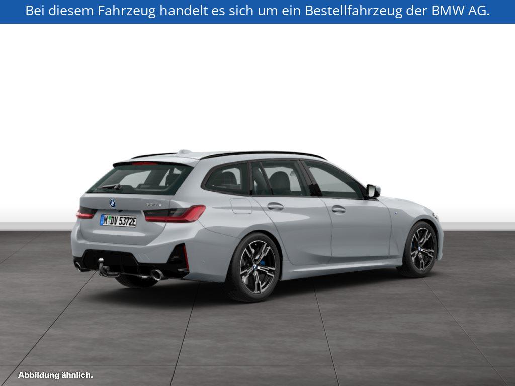 Fahrzeugabbildung BMW 330e Touring