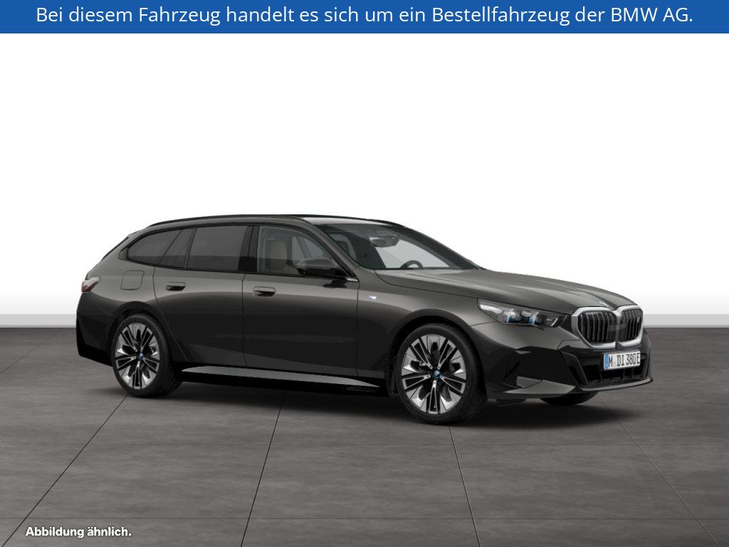 Fahrzeugabbildung BMW i5 eDrive40 Touring