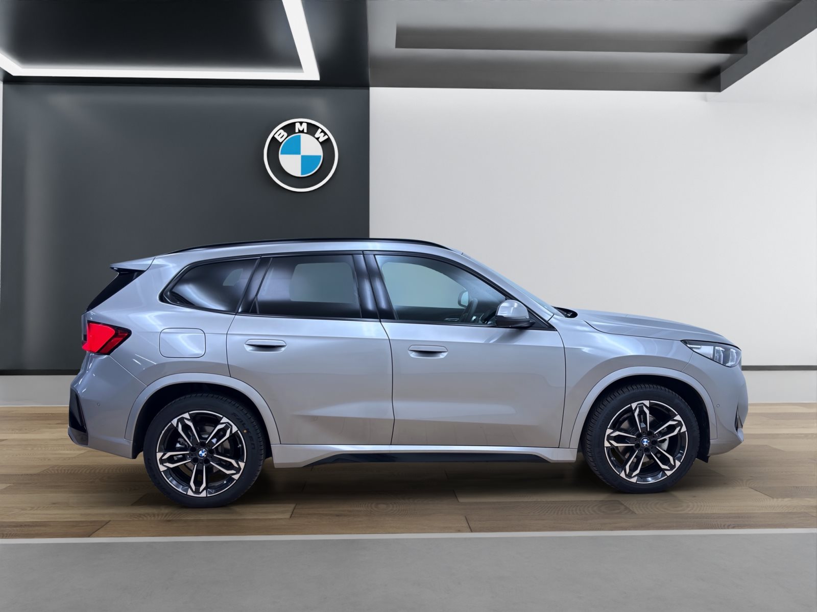 Fahrzeugabbildung BMW X1 xDrive20d [M Sport, Navi, HK Sound, RFK, AHK]