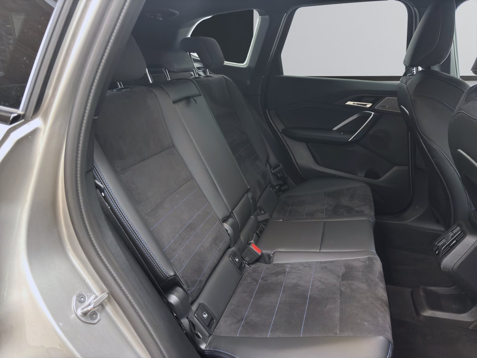 Fahrzeugabbildung BMW X1 xDrive20d [M Sport, Navi, HK Sound, RFK, AHK]