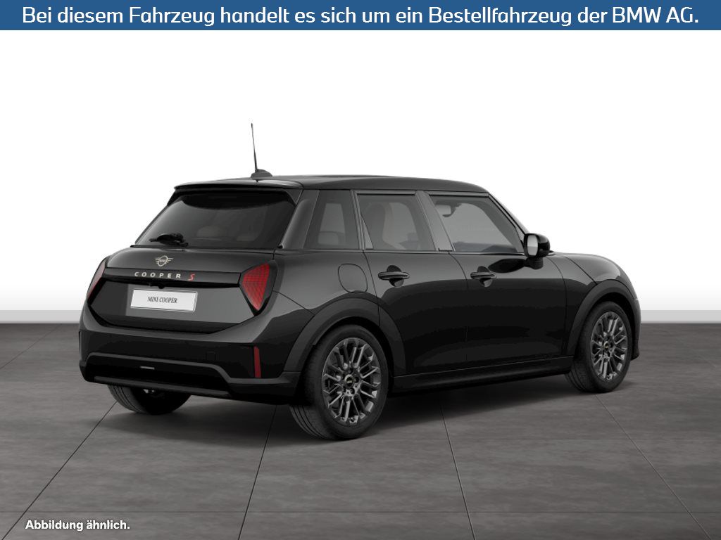 Fahrzeugabbildung MINI Cooper S 5-Türer