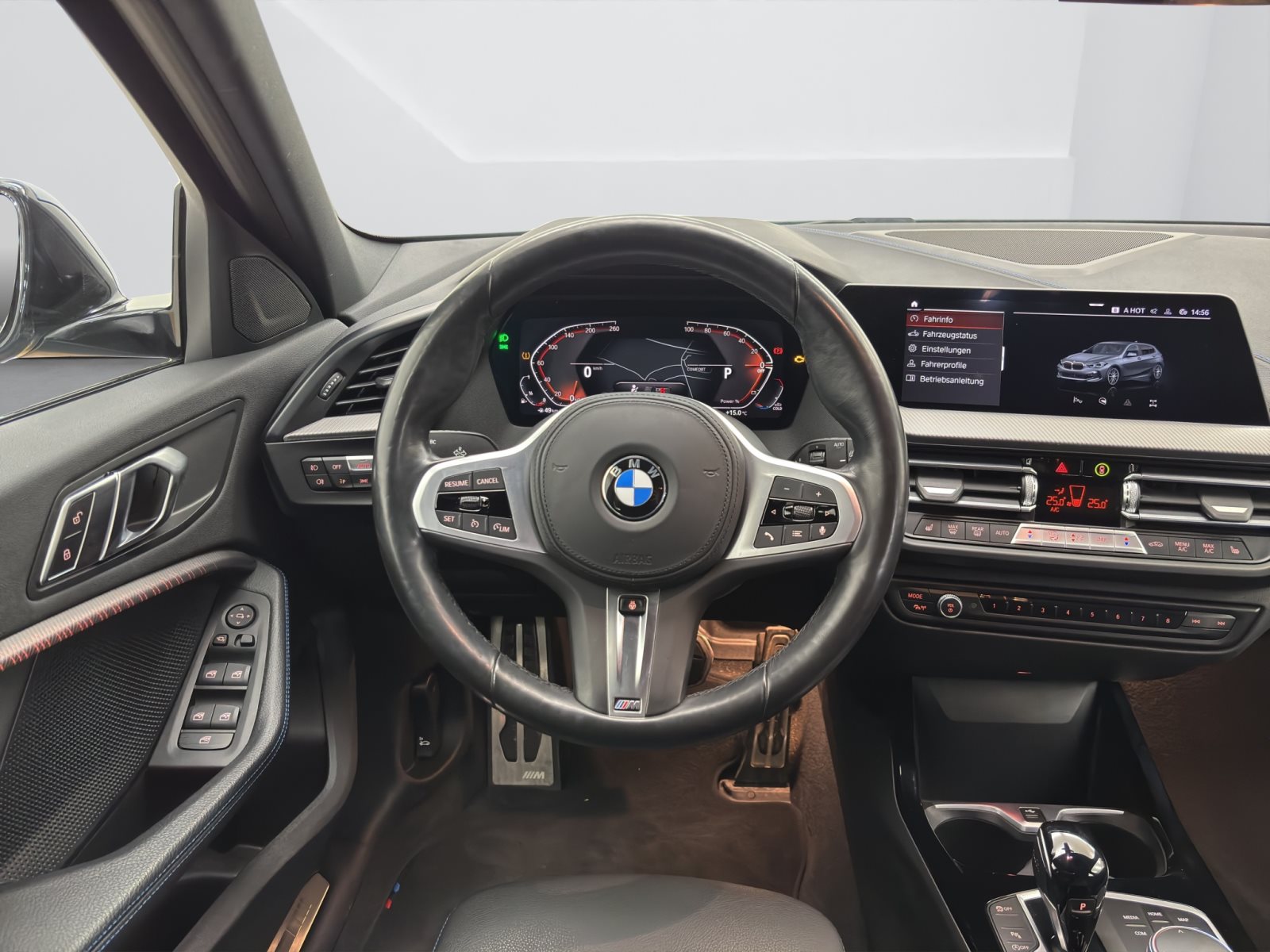 Fahrzeugabbildung BMW 118i 5-Türer Aut [M Sport, LC Prof, LED, SHZ, PDC]