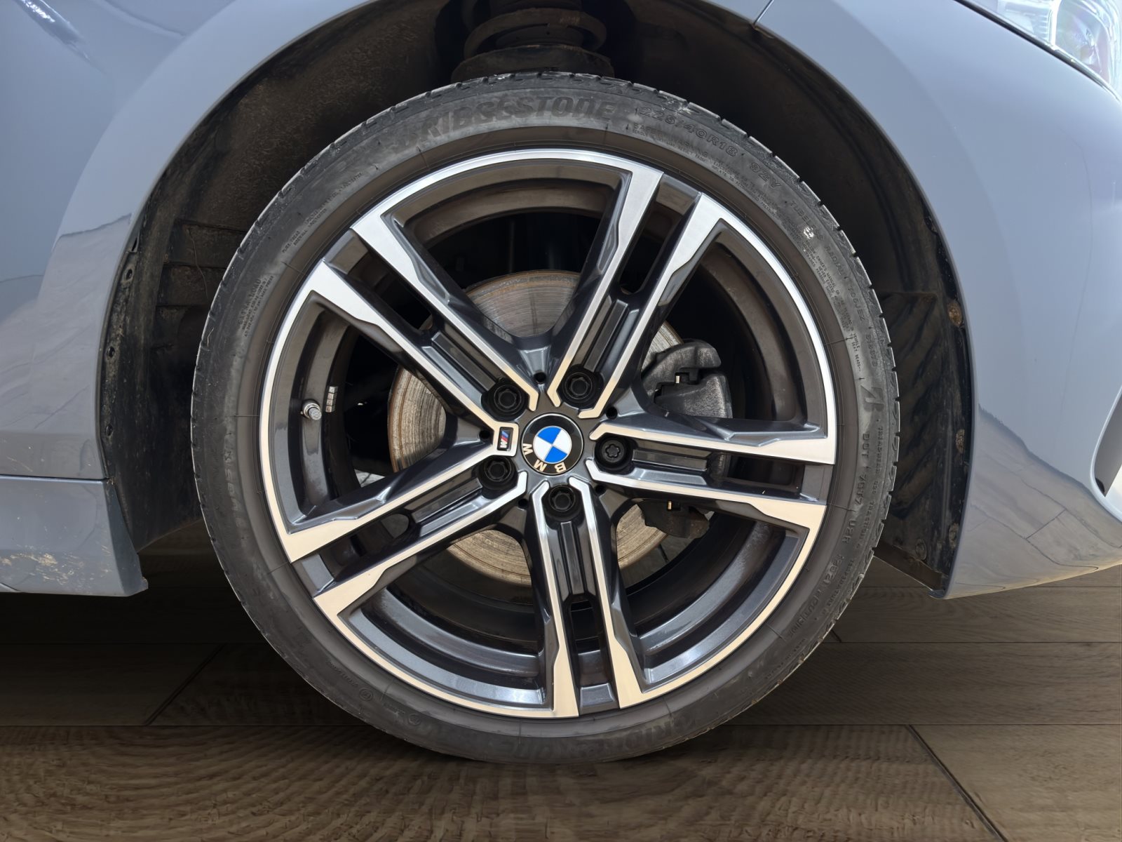 Fahrzeugabbildung BMW 118i 5-Türer Aut [M Sport, LC Prof, LED, SHZ, PDC]