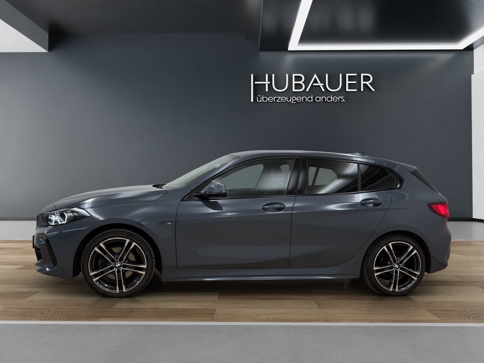 Fahrzeugabbildung BMW 118i 5-Türer Aut [M Sport, LC Prof, LED, SHZ, PDC]