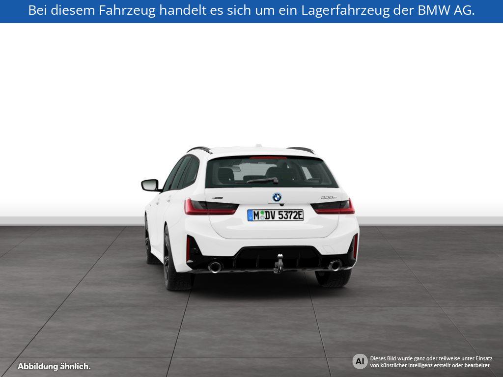 Fahrzeugabbildung BMW 330e xDrive Touring