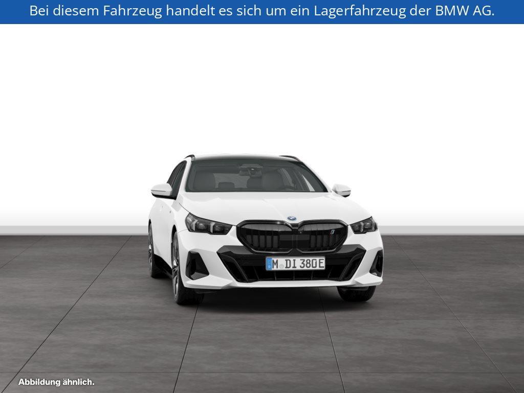 Fahrzeugabbildung BMW i5 eDrive40 Touring