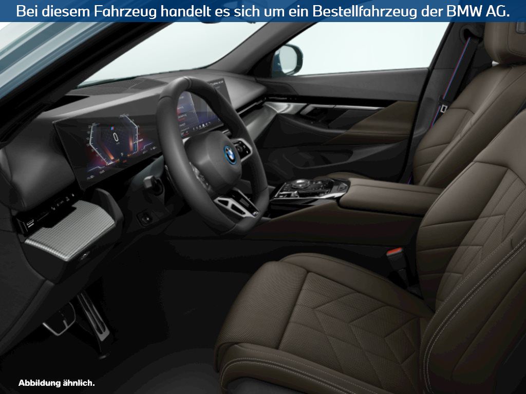 Fahrzeugabbildung BMW i5 eDrive40 Touring